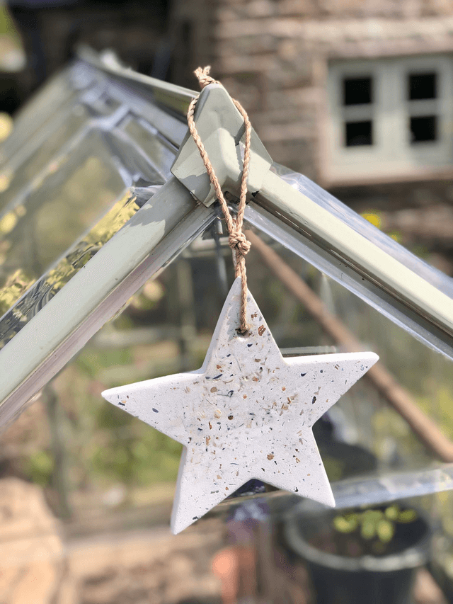 Large Garden Star