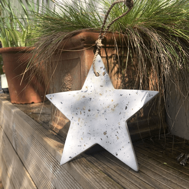 Large Garden Star